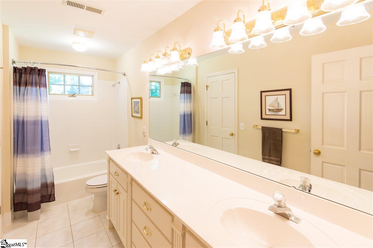 5 Springhaven Court Simpsonville, SC 29681 - Photo 28 of 36 Gallery Image 28