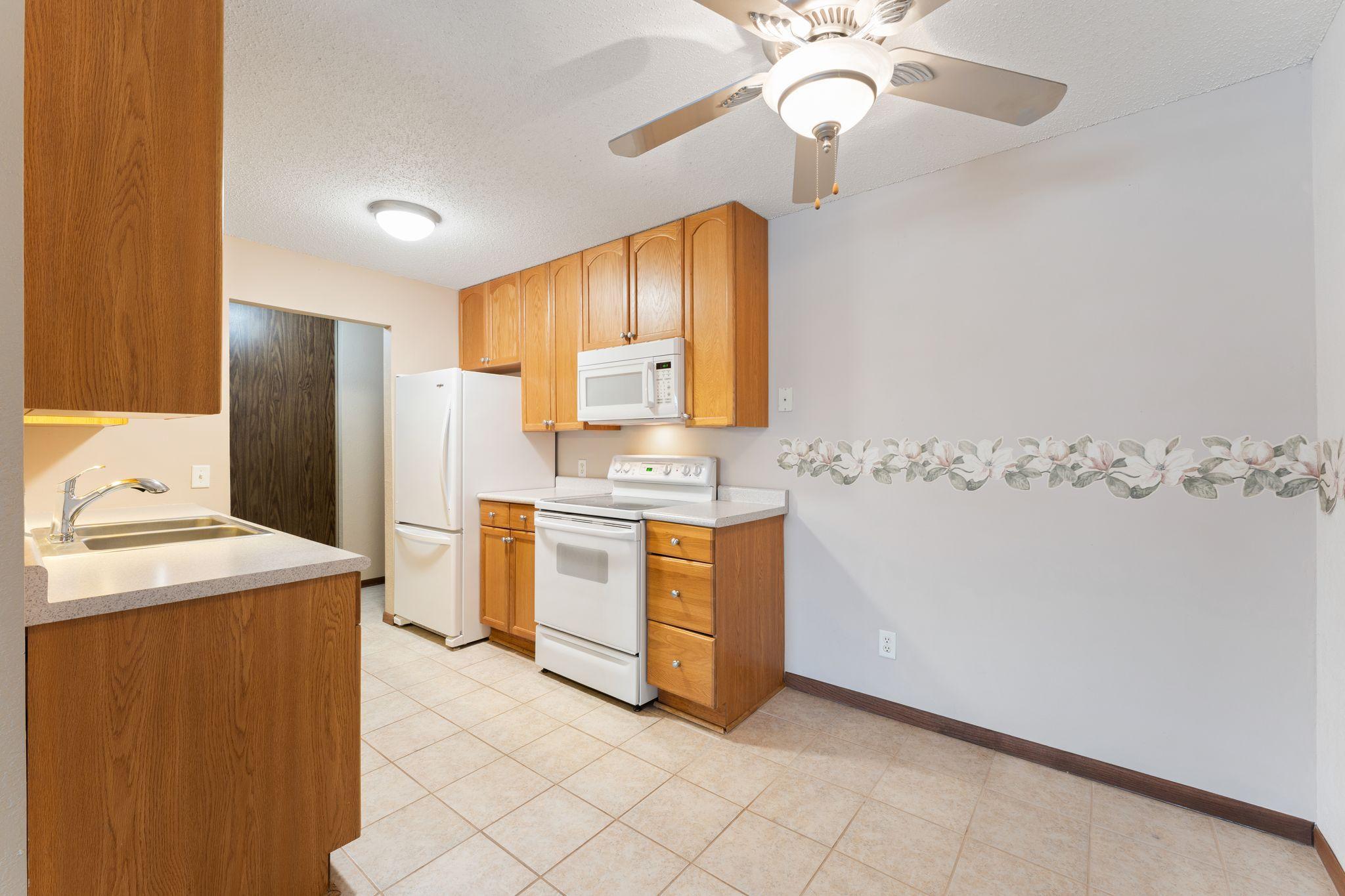 14630 Garrett Avenue, Unit 506 Apple Valley, MN 55124 - Photo 13 of 31