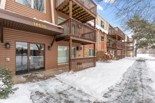$120,000 | 14630 Garrett Avenue, Unit 506, Apple Valley, MN 55124