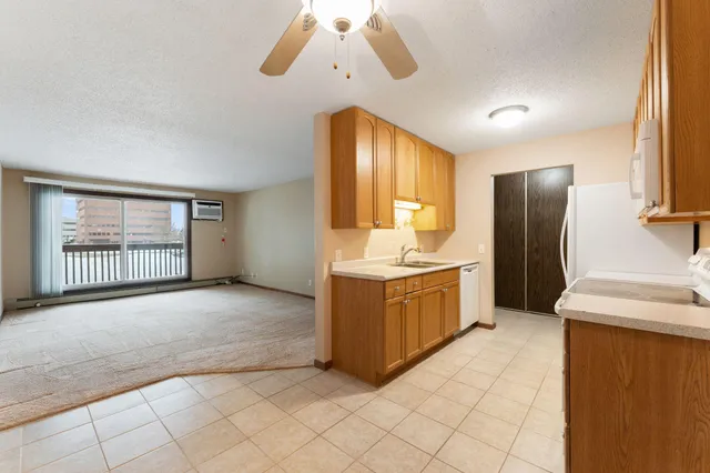 $120,000 | 14630 Garrett Avenue, Unit 506, Apple Valley, MN 55124