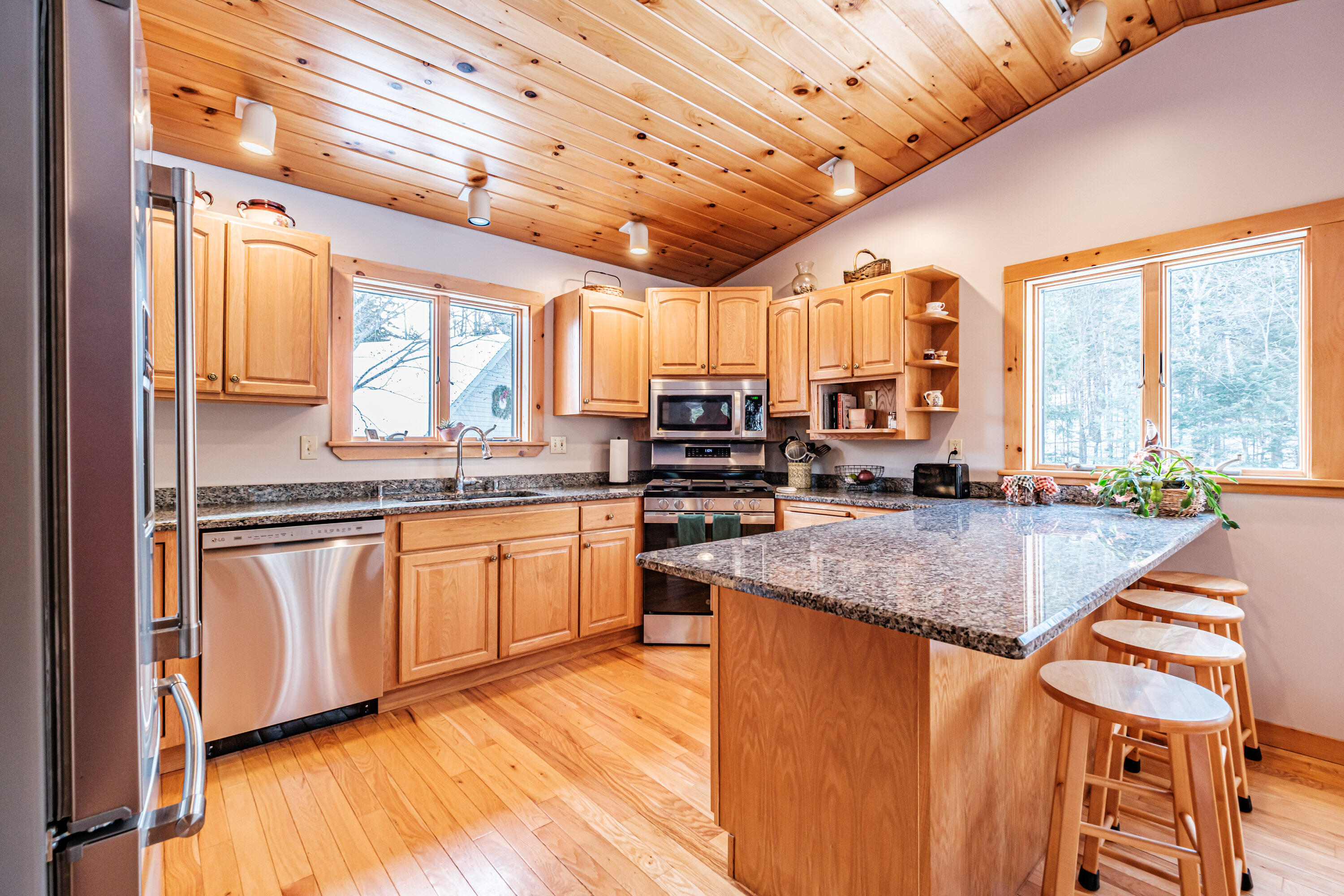 70 Valley View Drive Newry, ME 04261 - Photo 18 of 52 20251215gp-61017