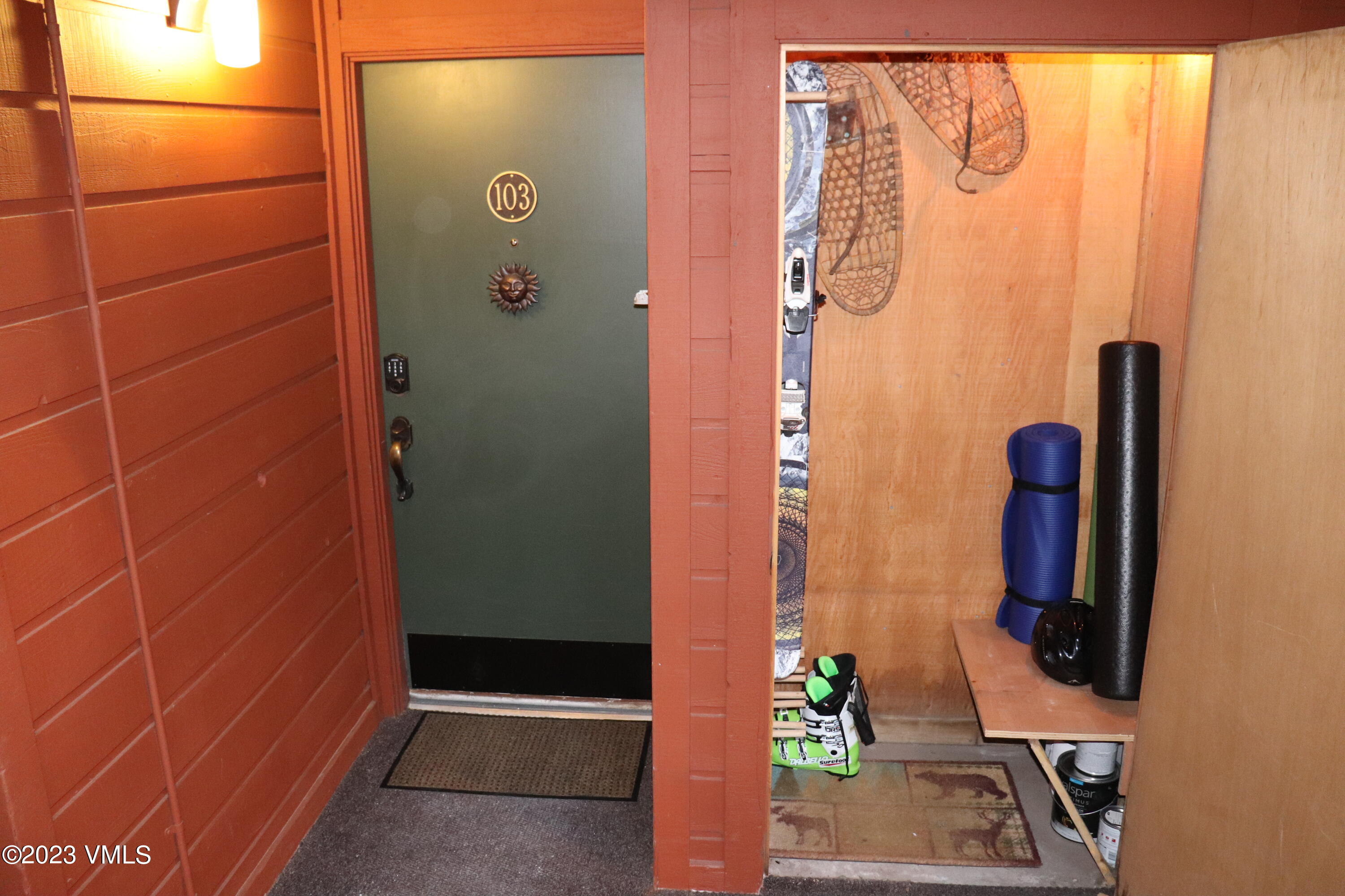 442 South Frontage Road East, Unit 103B Vail, CO 81657 - Photo 22 of 32 a bathroom with a shower