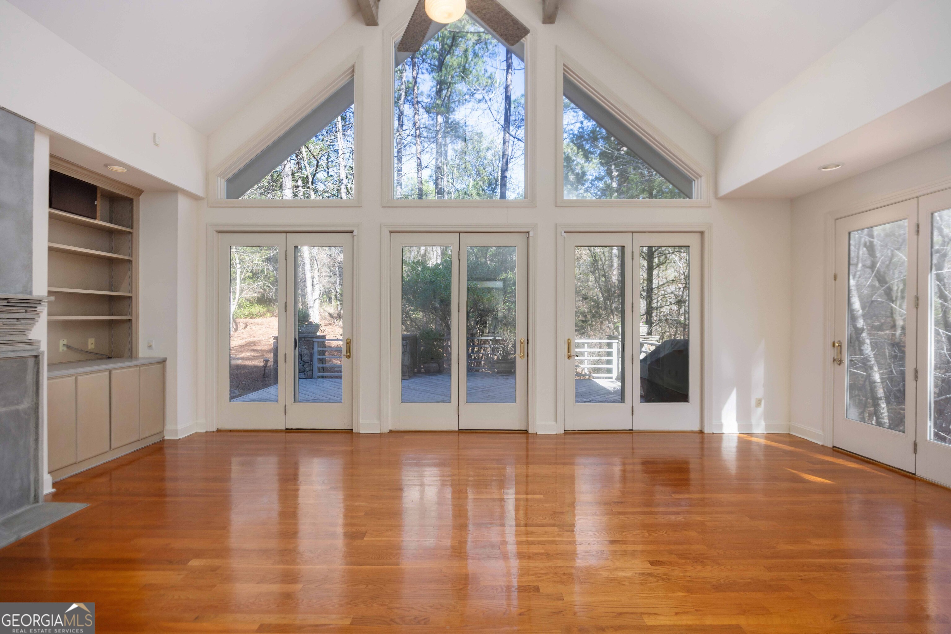 4 Mountain Ridge Court Columbus, GA 31904 - Photo 11 of 74 a view of an entryway with wooden floor