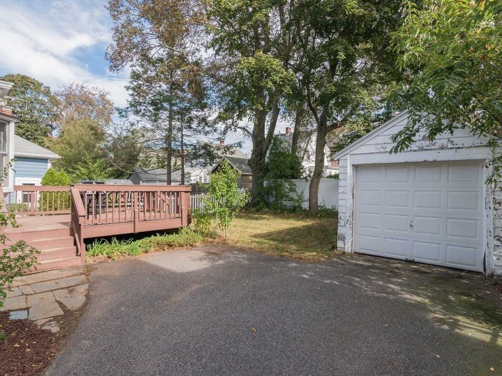 35 Edwin Road Waltham, MA 02453 - Photo 5 of 21 Gallery Image 5