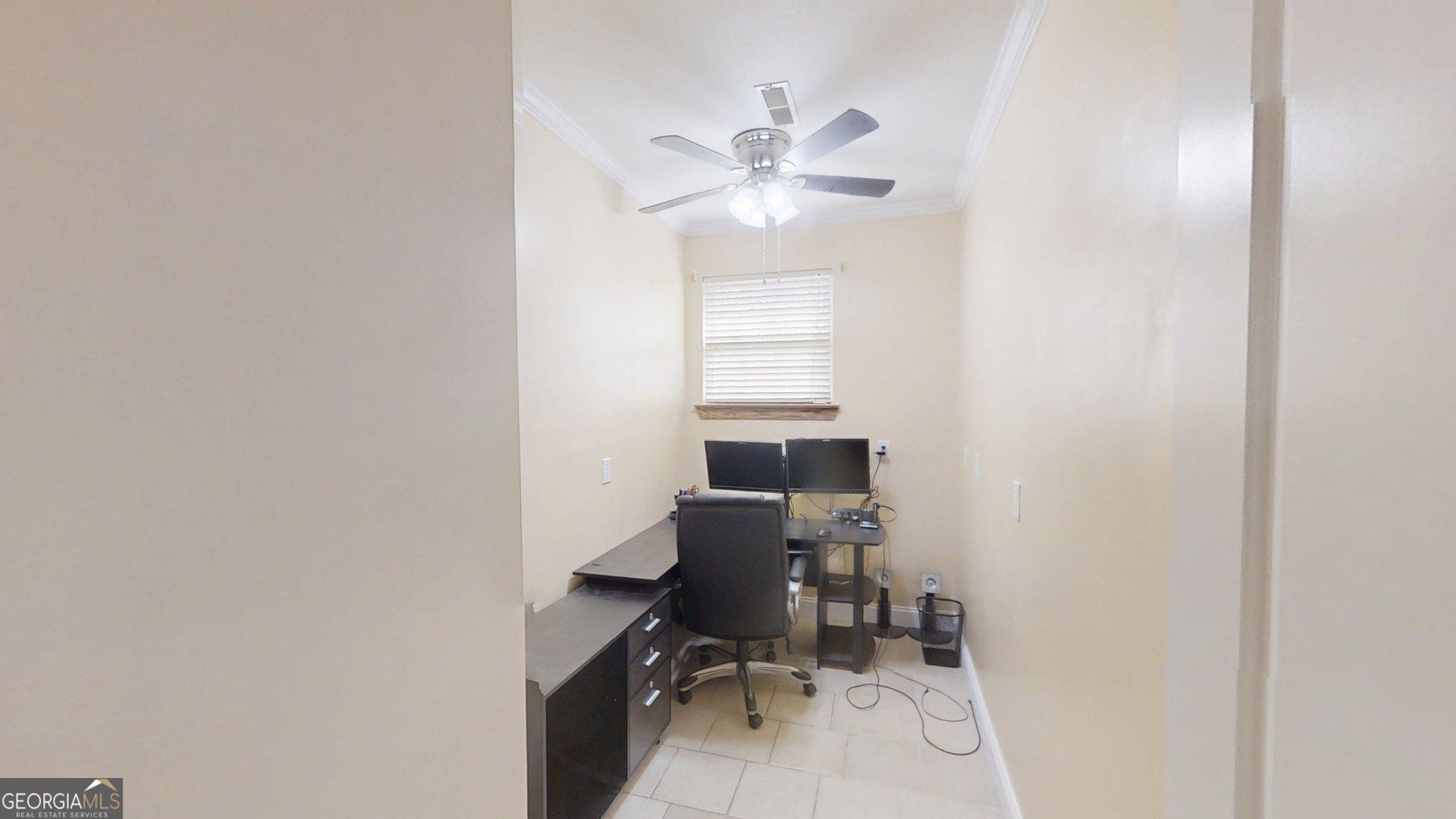 906 Diamond Circle LaFayette, GA 30728 - Photo 22 of 26 a view of workspace with wooden floor