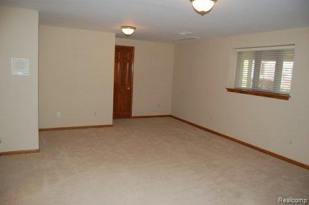 3736 Summit Ridge Drive Rochester, MI 48306 - Photo 15 of 18 B8GFJB_still_LL
