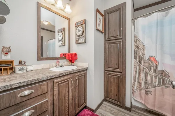 $150,000 | 805 1st Street, Geuda Springs, KS 67051