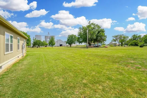 $150,000 | 805 1st Street, Geuda Springs, KS 67051