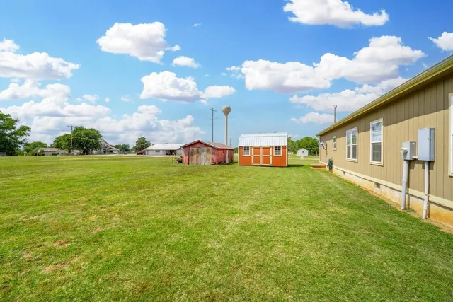 $150,000 | 805 1st Street, Geuda Springs, KS 67051
