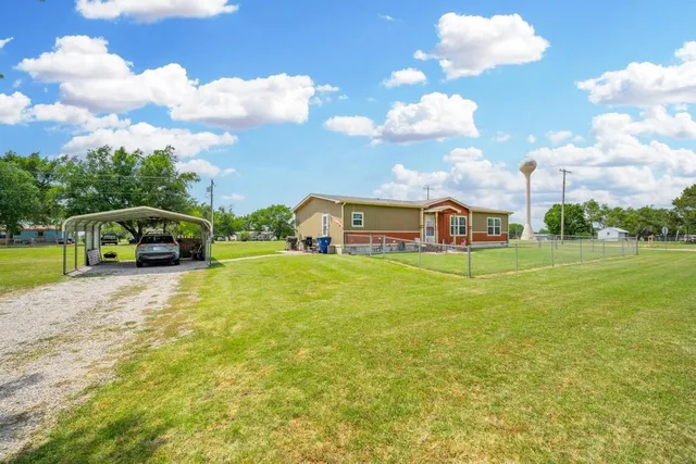 $150,000 | 805 1st Street, Geuda Springs, KS 67051