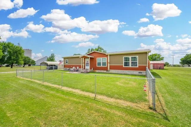 $150,000 | 805 1st Street, Geuda Springs, KS 67051