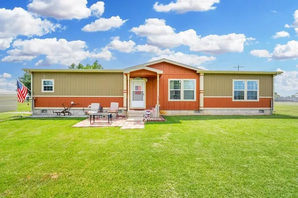 $150,000 | 805 1st Street, Geuda Springs, KS 67051