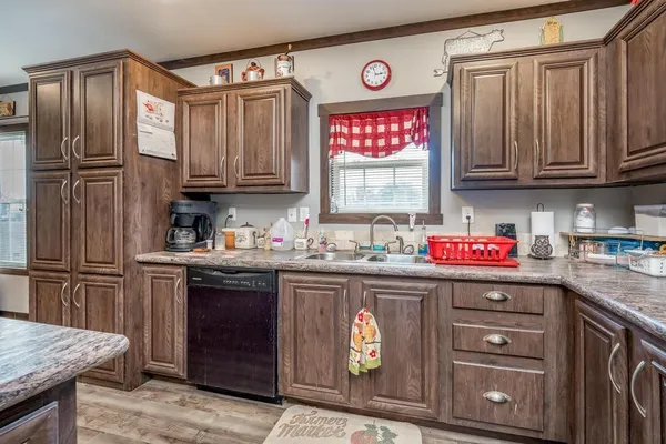 $150,000 | 805 1st Street, Geuda Springs, KS 67051