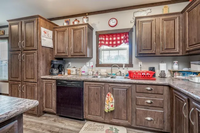 $150,000 | 805 1st Street, Geuda Springs, KS 67051