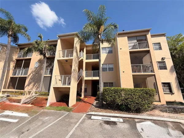 $1,850 | 15315 Southwest 106th Terrace, Unit 432, Miami, FL 33196