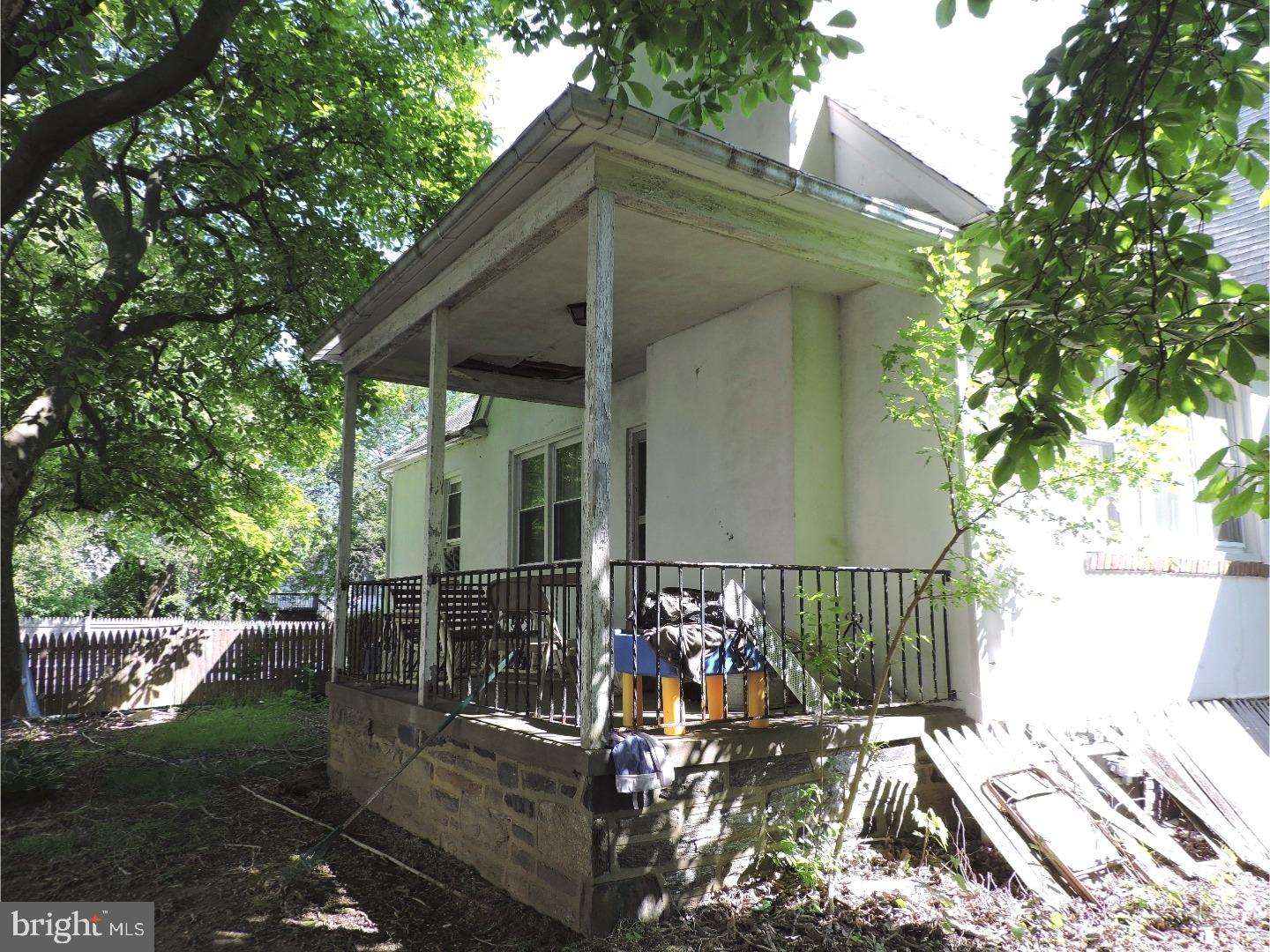1316 Dill Road Havertown, PA 19083 - Photo 3 of 23 Porch