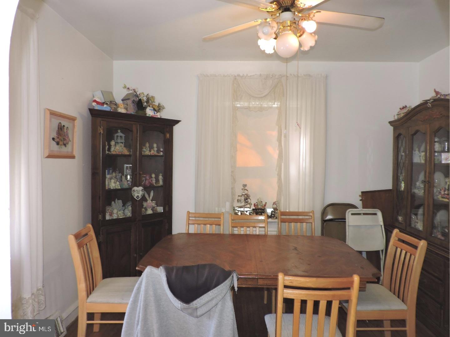 1316 Dill Road Havertown, PA 19083 - Photo 6 of 23 Dining Room