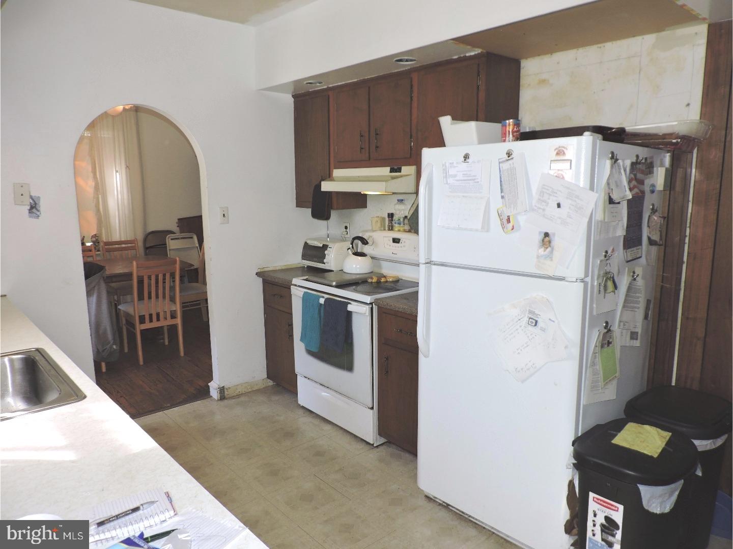 1316 Dill Road Havertown, PA 19083 - Photo 8 of 23 Kitchen