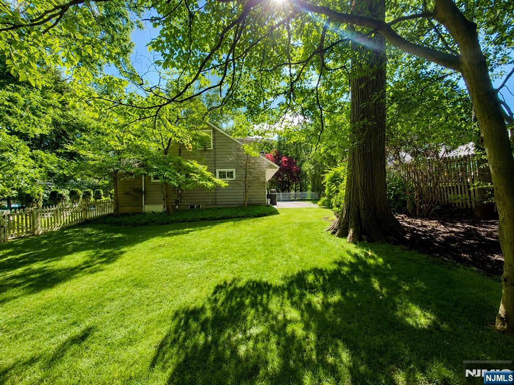 72 Foster Road Tenafly, NJ 07670 - Photo 18 of 22 Gallery Image 18