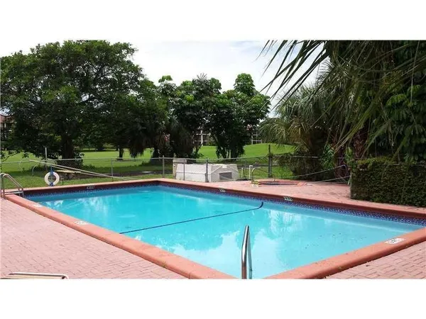 $165,000 | 8450 Lagos De Campo Boulevard, Unit 201, Tamarac, FL 33321