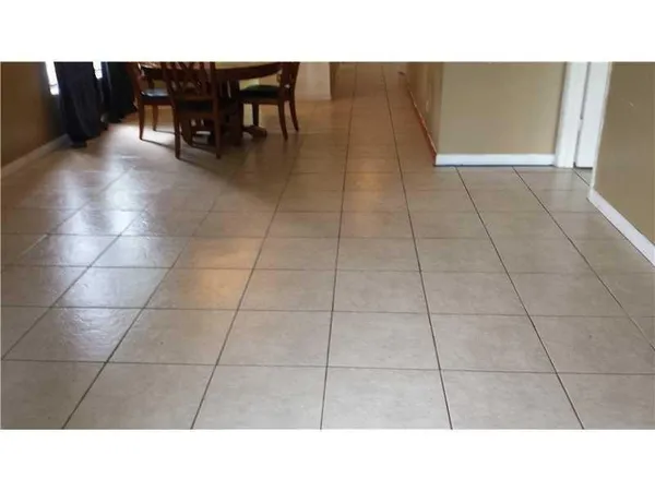 $165,000 | 8450 Lagos De Campo Boulevard, Unit 201, Tamarac, FL 33321