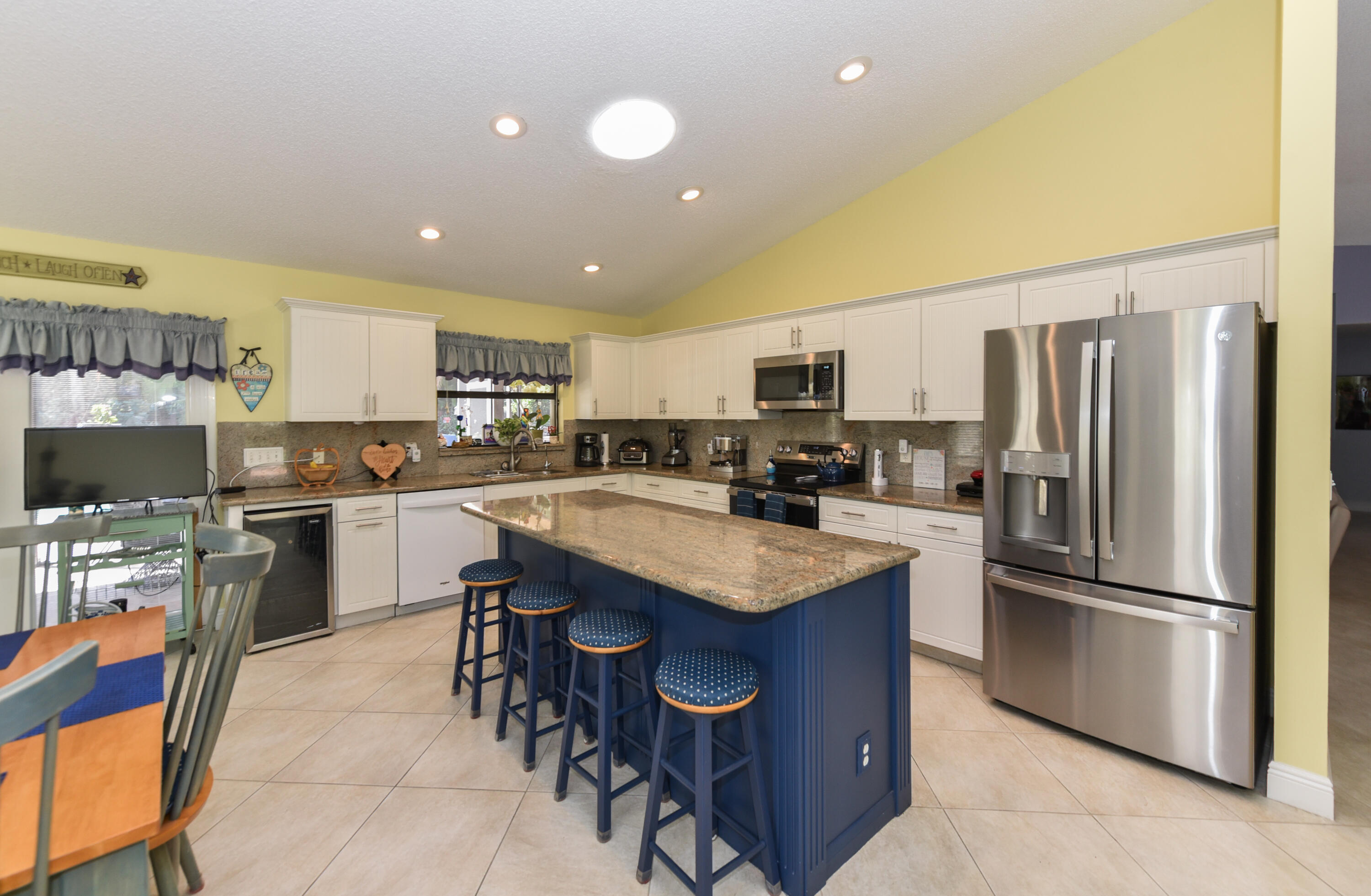 3230 Riviera Drive Delray Beach, FL 33445 - Photo 2 of 71 3230 Riviera Dr Delray Beach-print-041-0