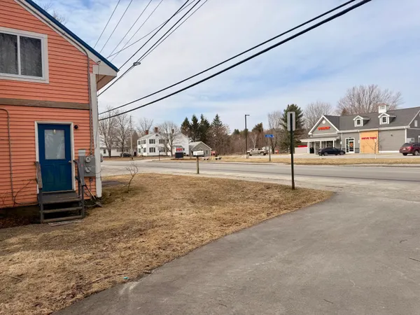 $214,900 | 173 Main Street, Unity, ME 04988