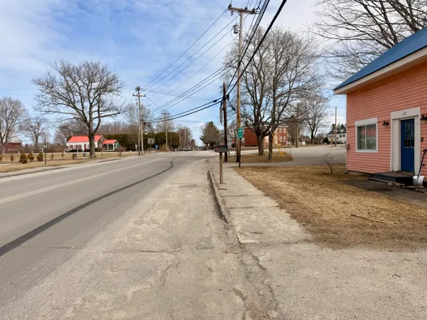 $214,900 | 173 Main Street, Unity, ME 04988