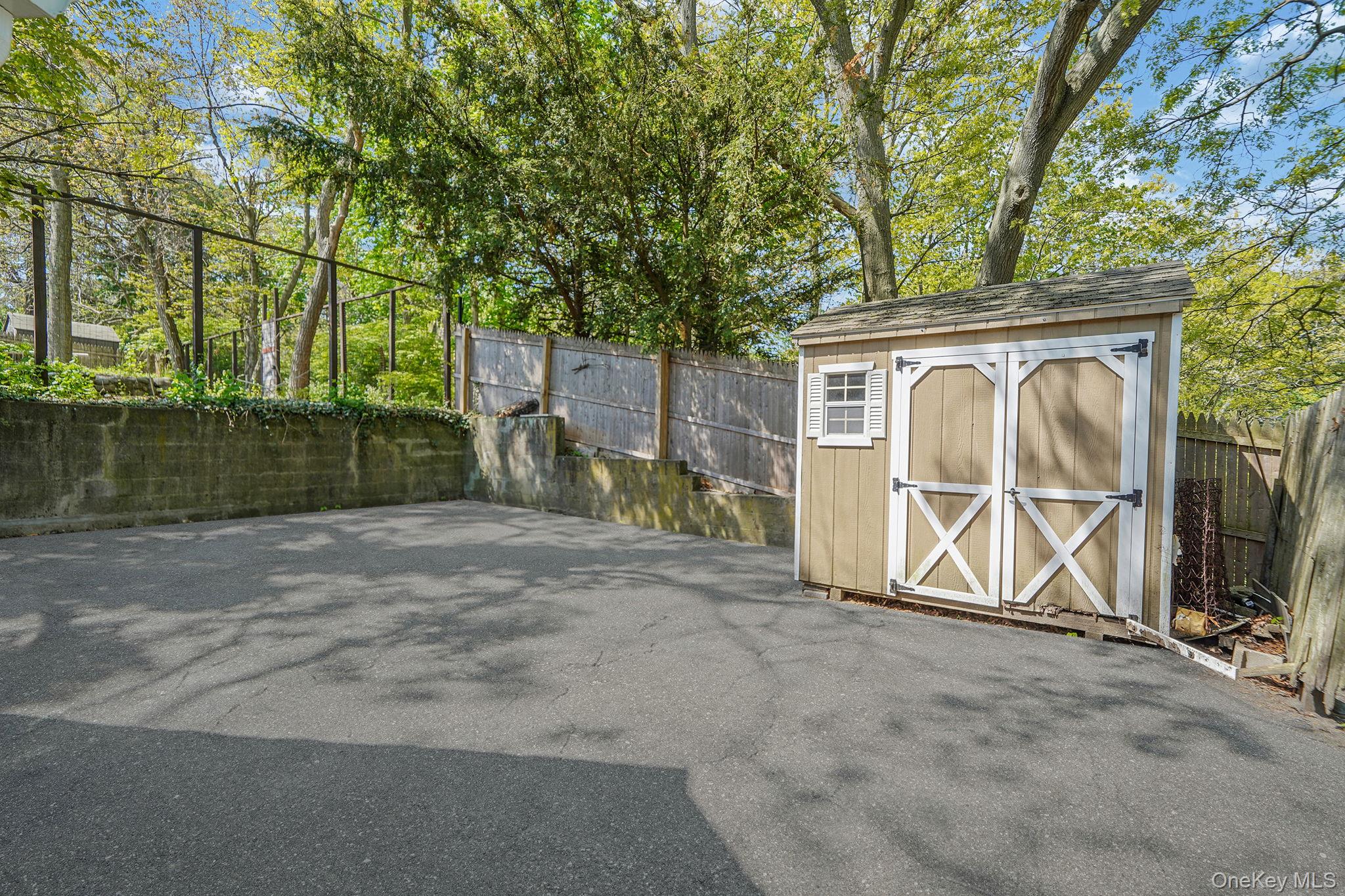 65 Woodlawn Road Rocky Point, NY 11778 - Photo 23 of 25
