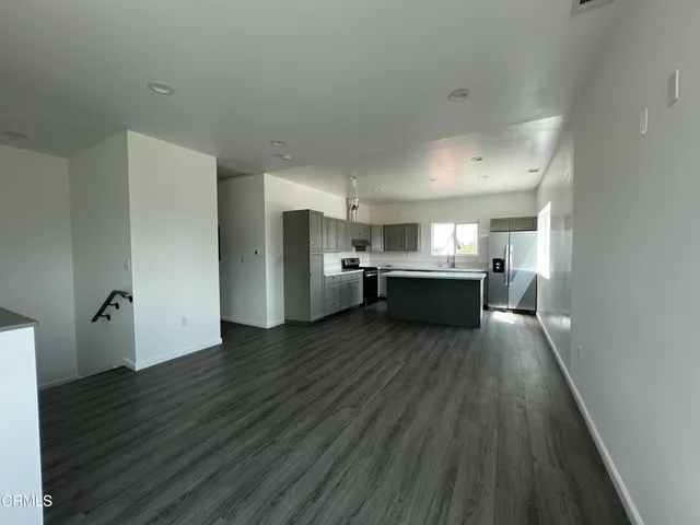 $3,000 | 4629 East 1st Street, Los Angeles, CA 90022