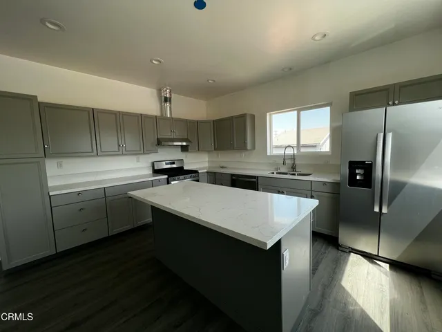 $3,000 | 4629 East 1st Street, Los Angeles, CA 90022