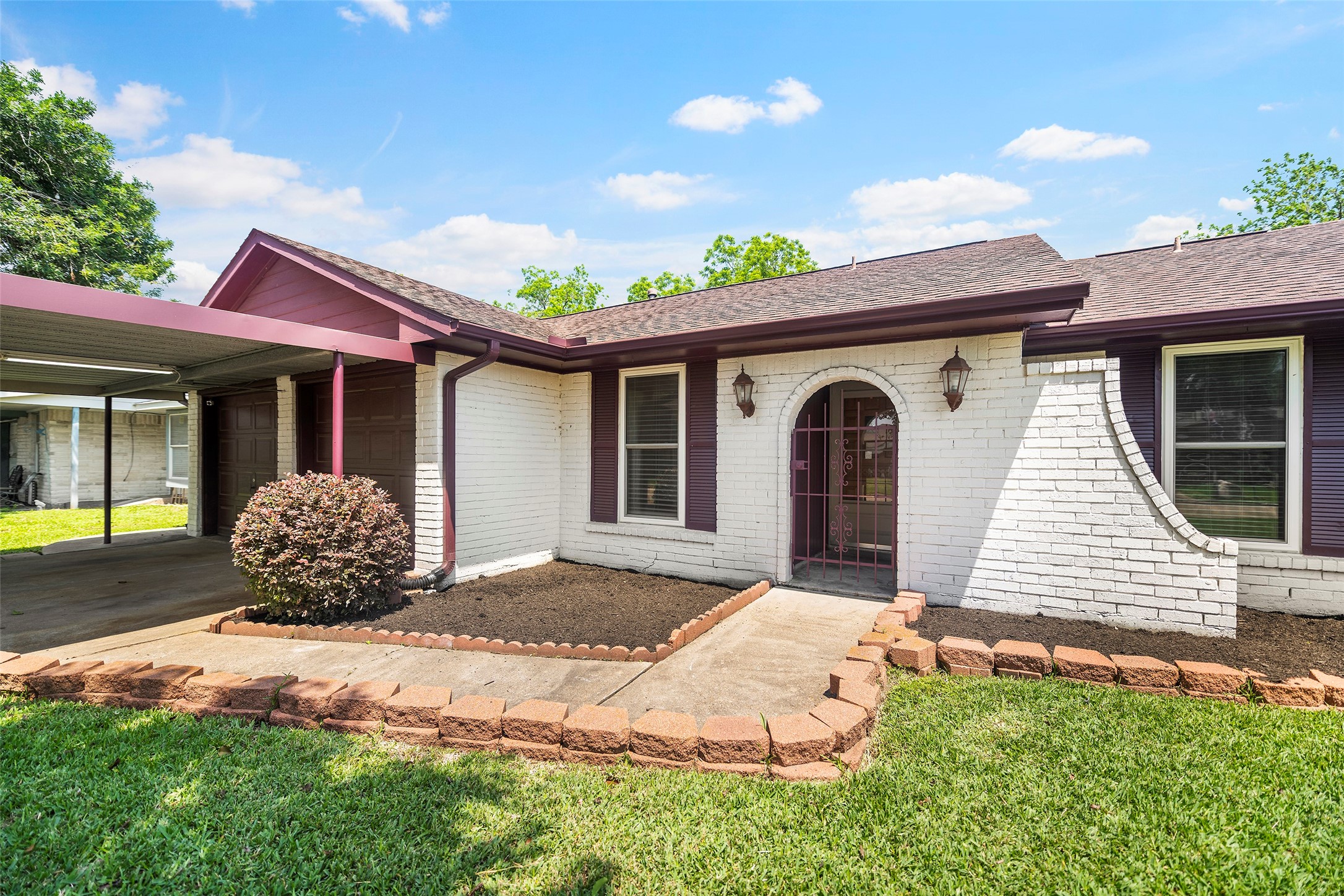 4511 Connorvale Road Houston, TX 77039 - Photo 2 of 25 Front view of home