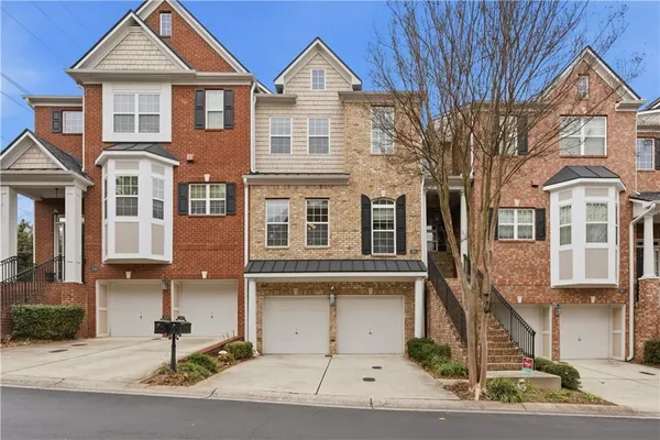 $595,000 | 2951 Rivergreen Lane Southeast, Atlanta, GA 30327