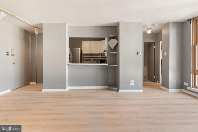 $339,900 | 1260 21st Street Northwest, Unit 709, Washington, DC 20036