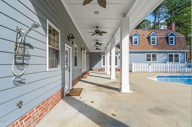 $575,000 | 213 West Stevens Street, Smithfield, NC 27577
