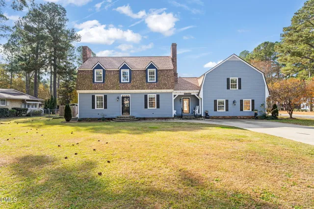 $575,000 | 213 West Stevens Street, Smithfield, NC 27577