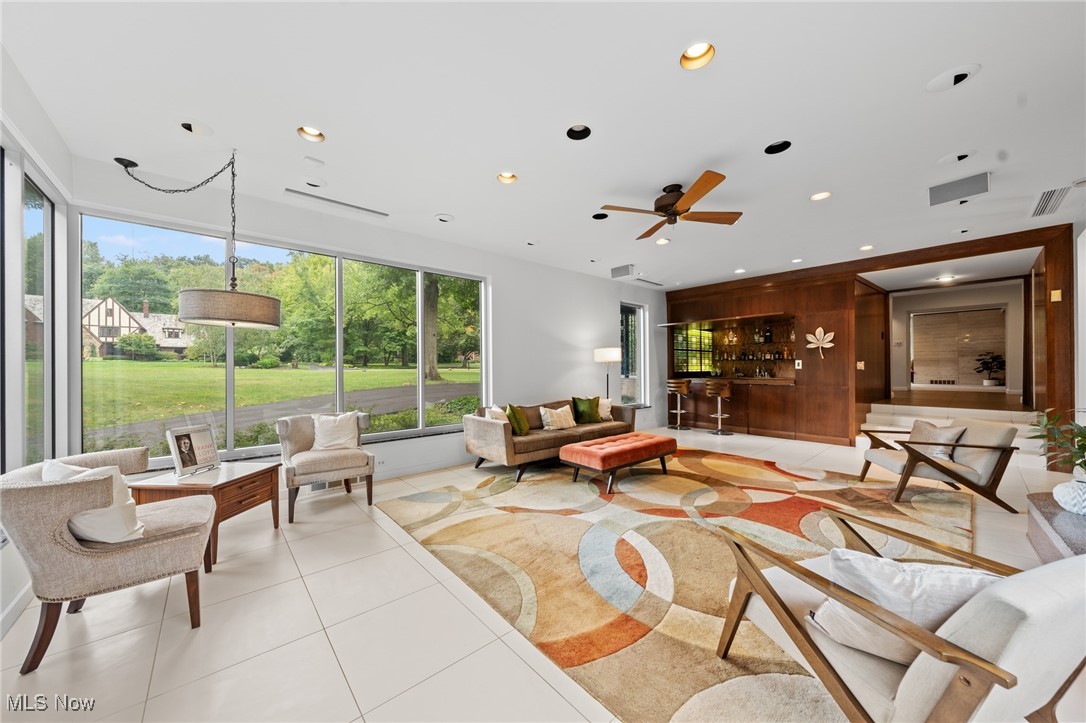 160 Hampshire Road Akron, OH 44313 - Photo 6 of 50 Gallery Image 6