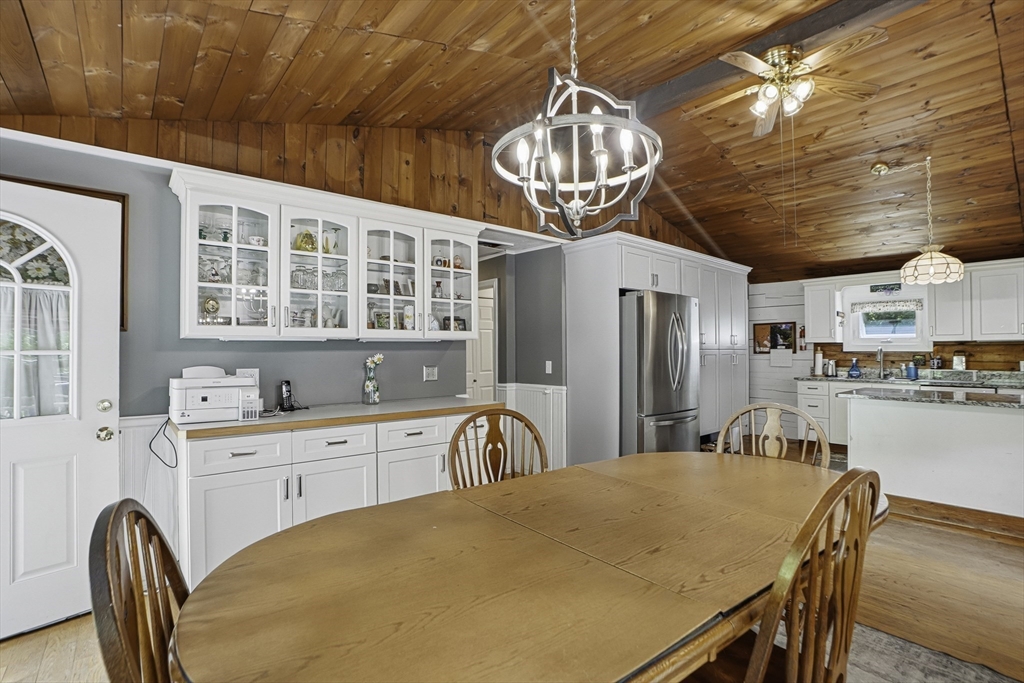59 Woodland Road Southborough, MA 01772 - Photo 6 of 40
