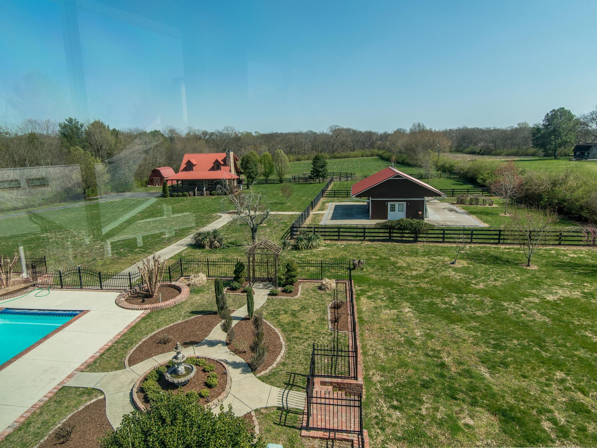 1539 Old Hillsboro Road Franklin, TN 37069 - Photo 37 of 38 a aerial view of a house with a yard