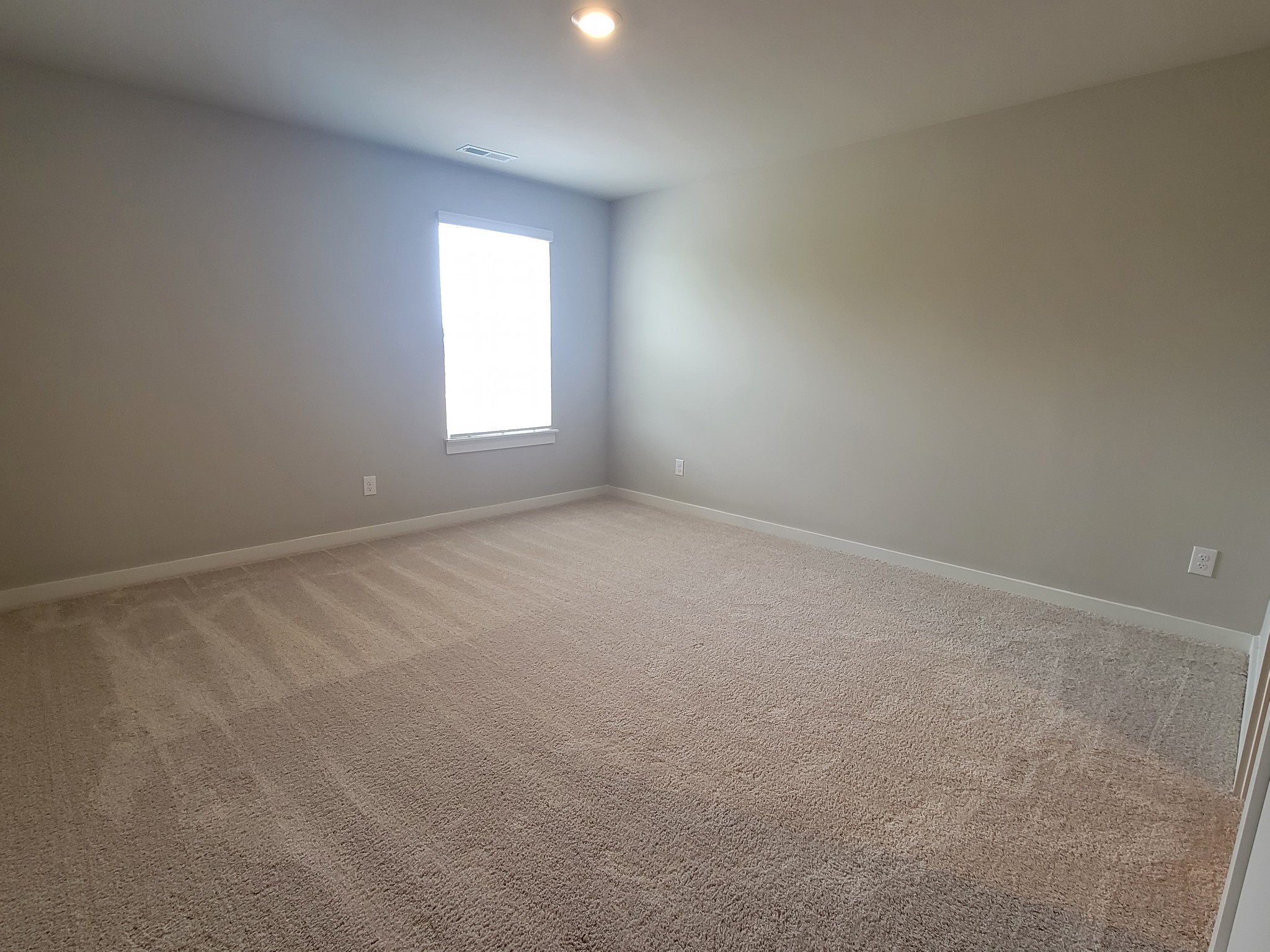 382 Casper Drive Spring Hill, TN 37174 - Photo 14 of 16 an empty room with a window