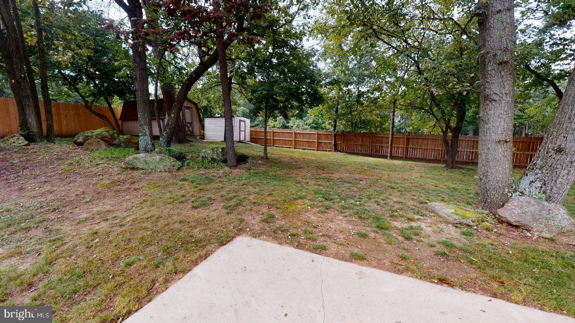 7808 Metacomet Road Hanover, MD 21076 - Photo 28 of 33 WOW-look at the size of this yard!