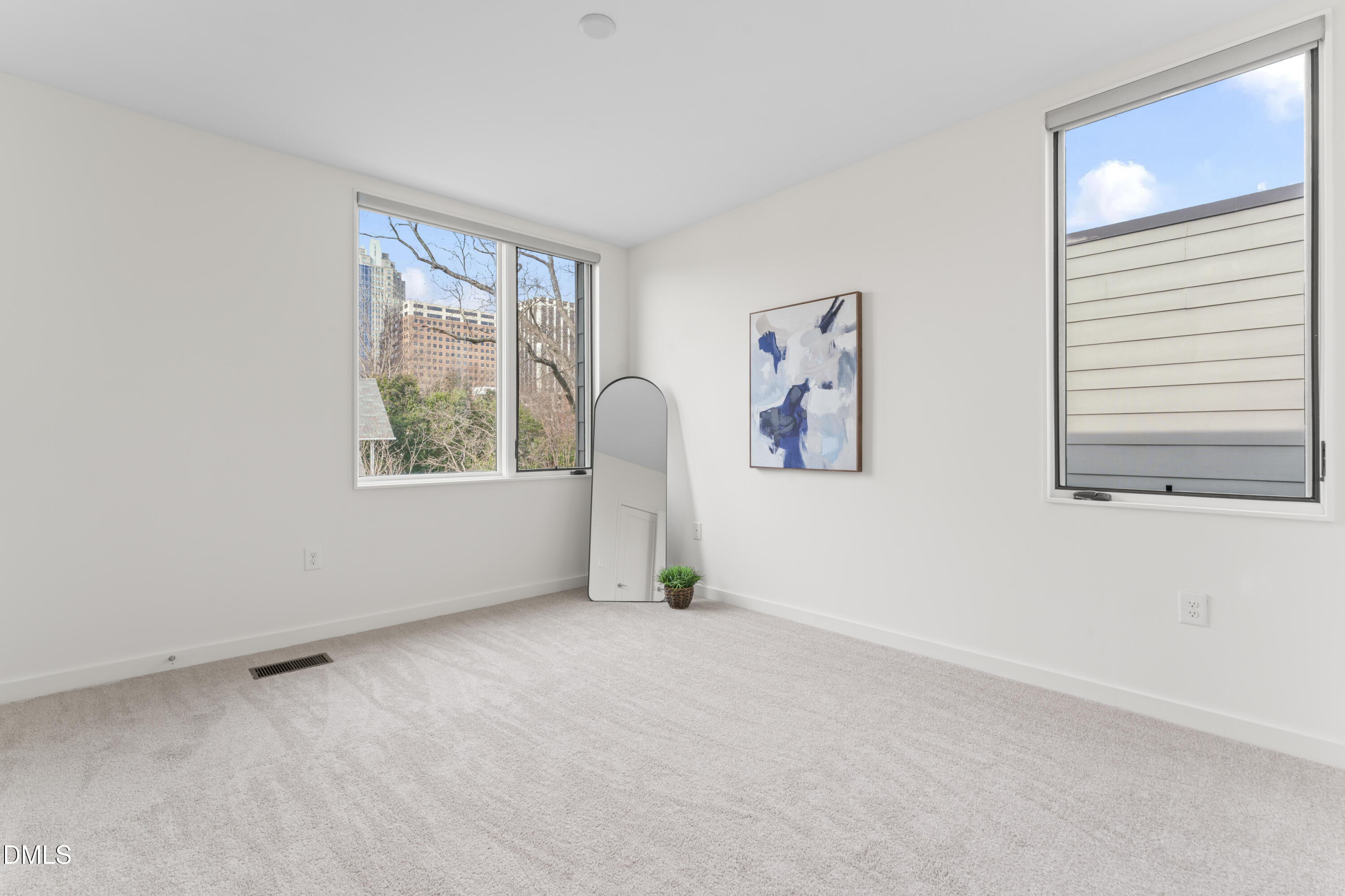 536 South Person Street Raleigh, NC 27601 - Photo 12 of 38 an empty room with windows