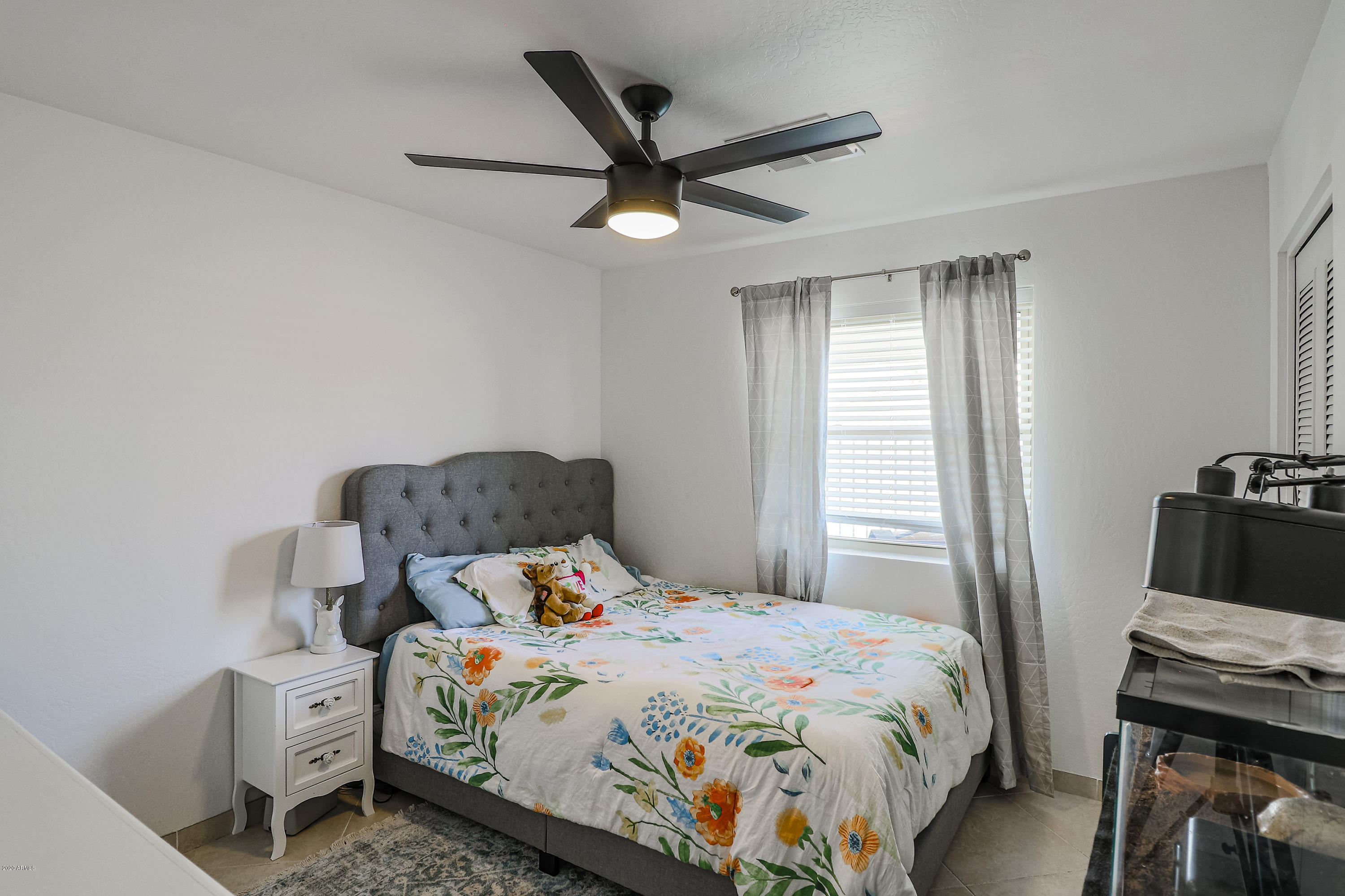 7222 West Mountain View Road Peoria, AZ 85345 - Photo 17 of 30 B (13)
