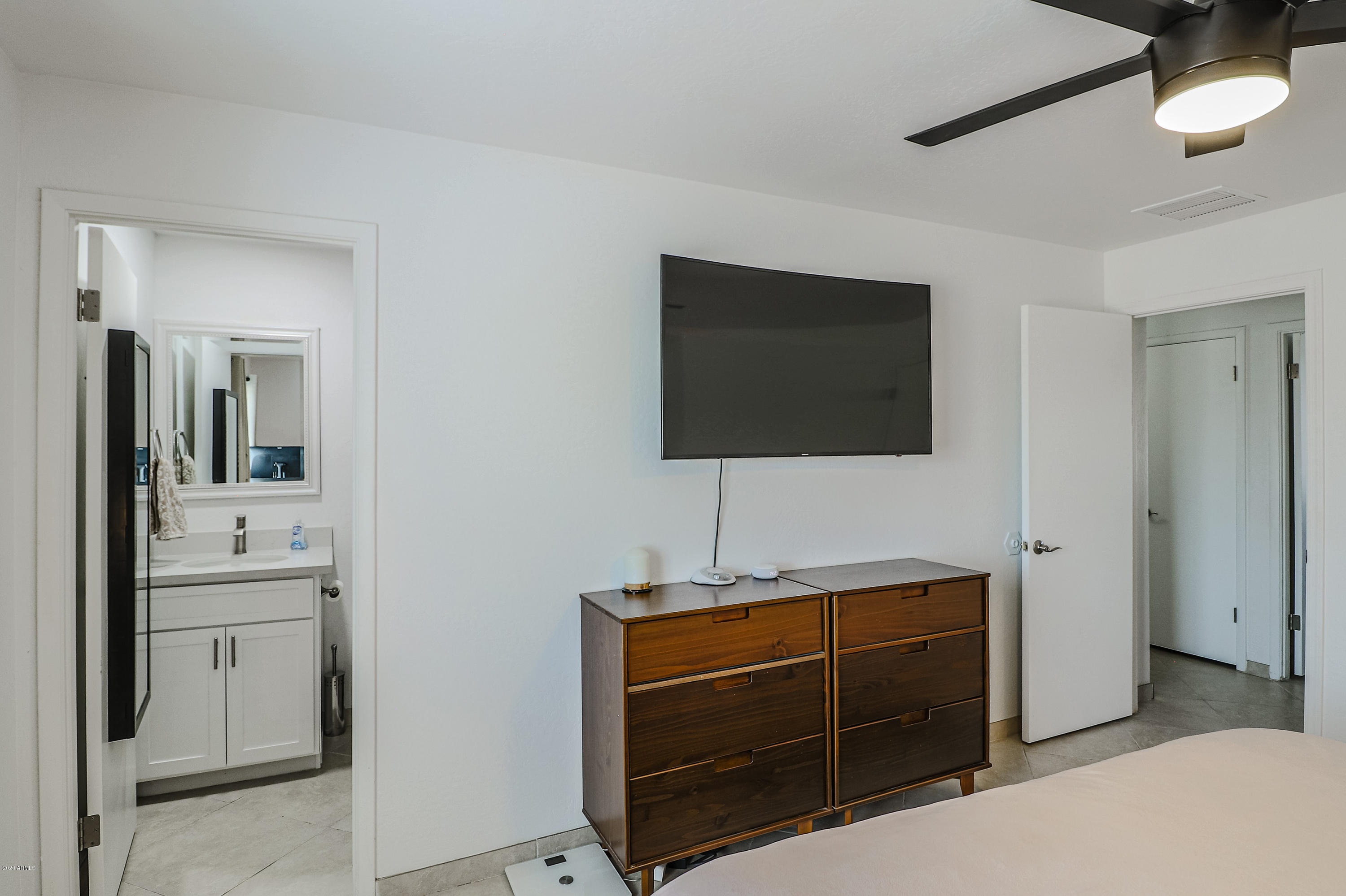 7222 West Mountain View Road Peoria, AZ 85345 - Photo 24 of 30 B (22)