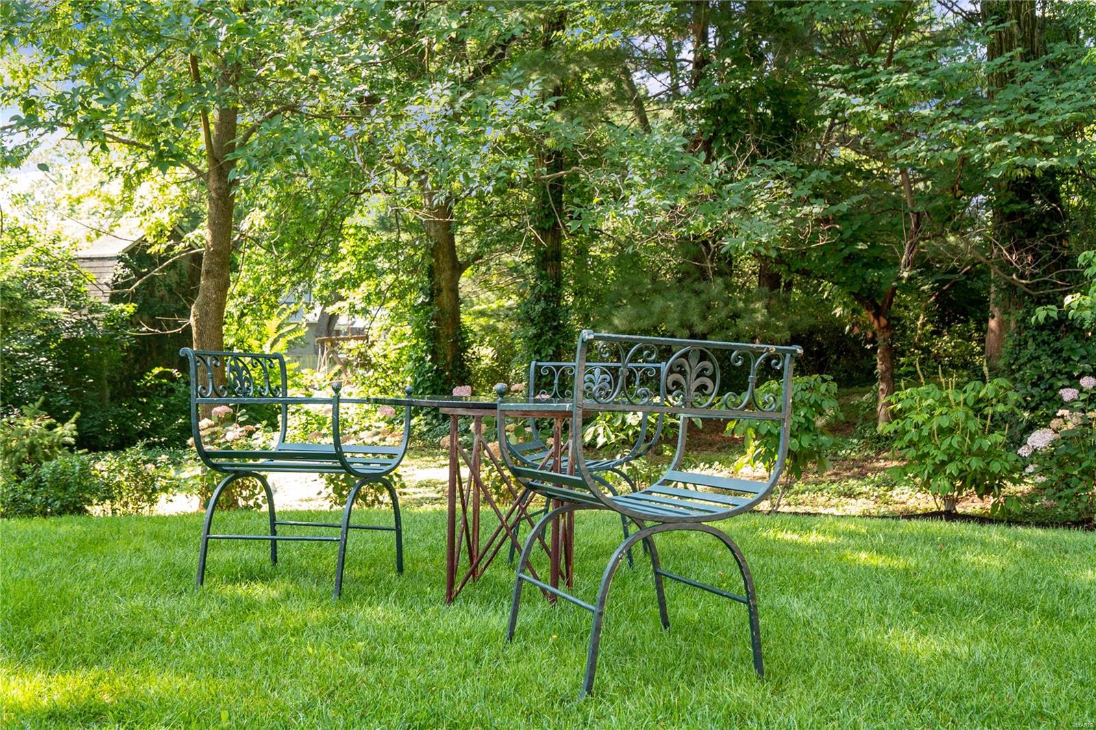 940 Hawbrook Road Glendale, MO 63122 - Photo 41 of 46