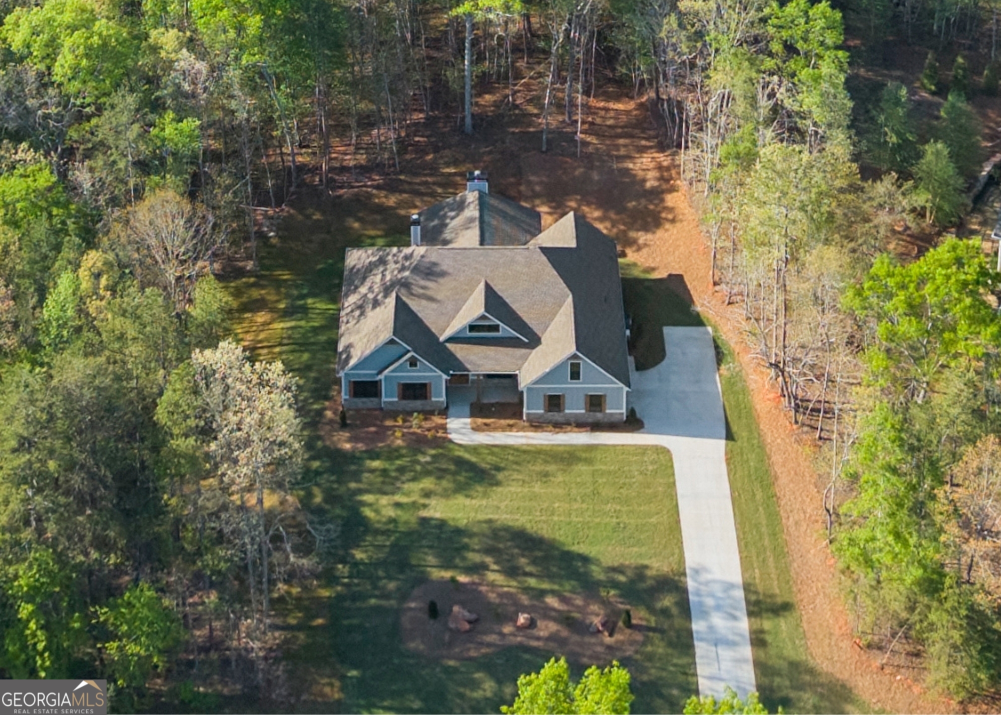 206 Shoals Way Clarkesville, GA 30523 - Photo 2 of 49