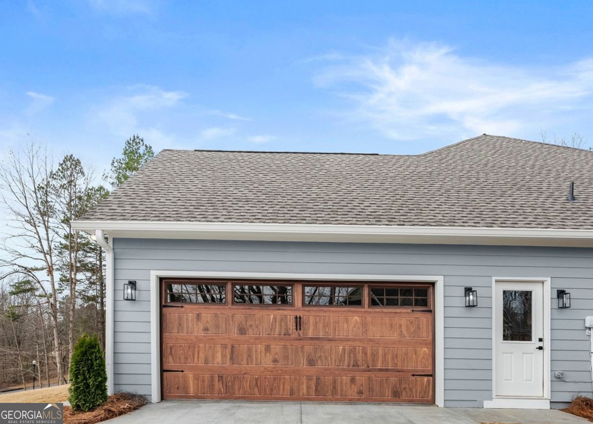 206 Shoals Way Clarkesville, GA 30523 - Photo 24 of 34 a front view of a building