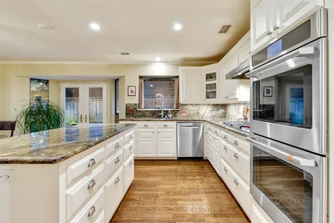 $1,225,000 | 9009 Arbor Park Drive, Dallas, TX 75243