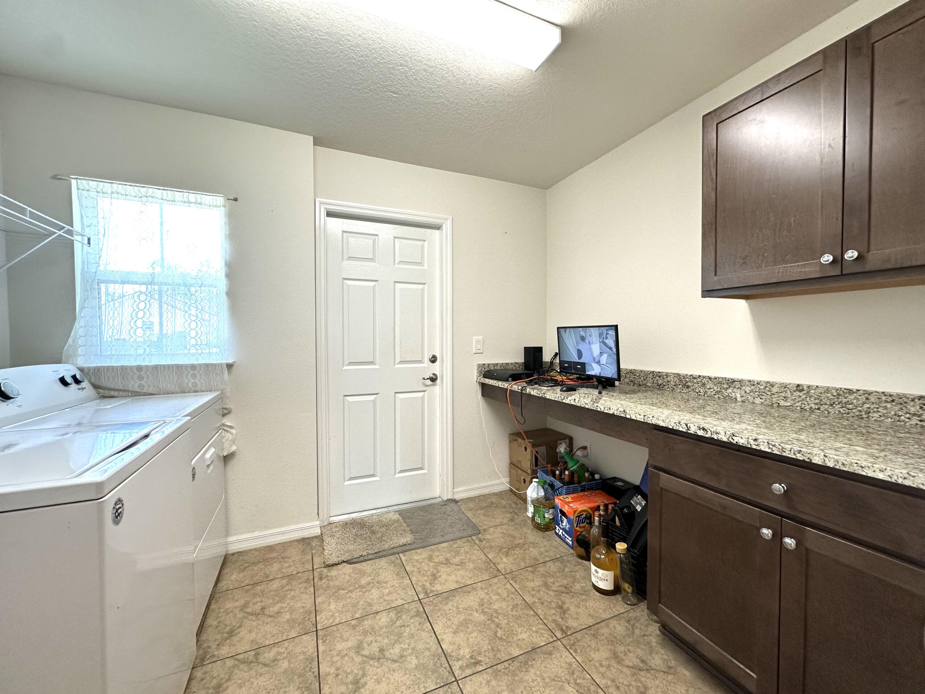 15211 Southwest 65th Ter Road Ocala, FL 34473 - Photo 19 of 22 Utility Room - Indoor