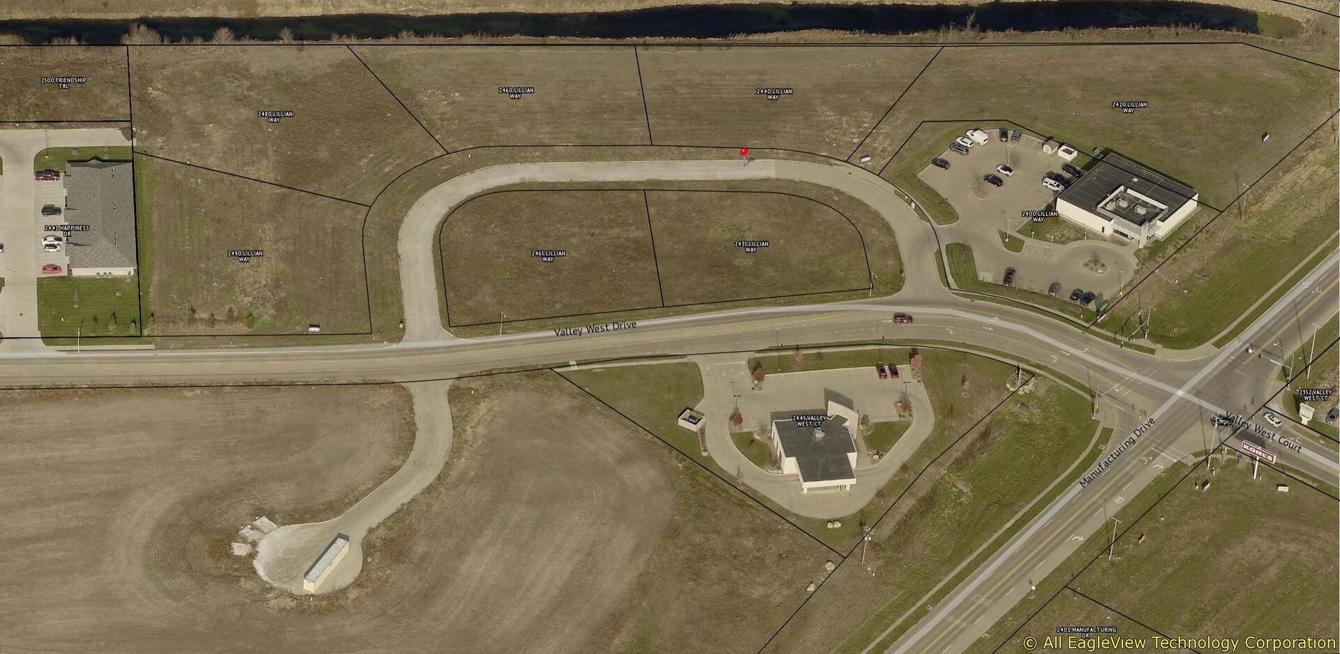 2480 Lillian Way Clinton, IA 52732 - Photo 3 of 5 a utility room with a sink